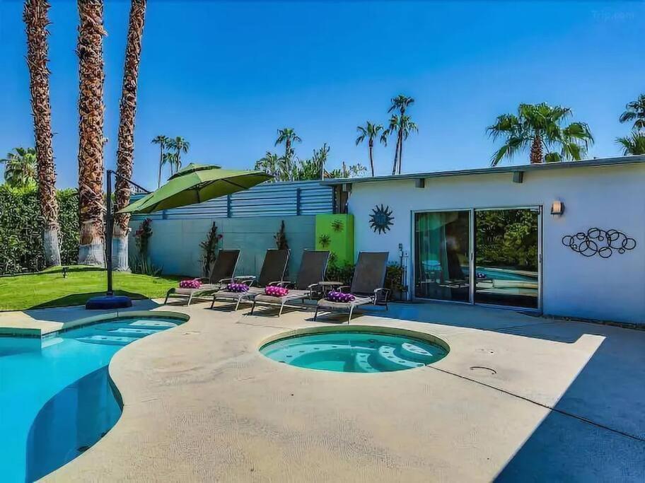 Serene 4 Bed 3 Bath Heated Pool Natural Backyard Heart Of 棕榈泉 外观 照片